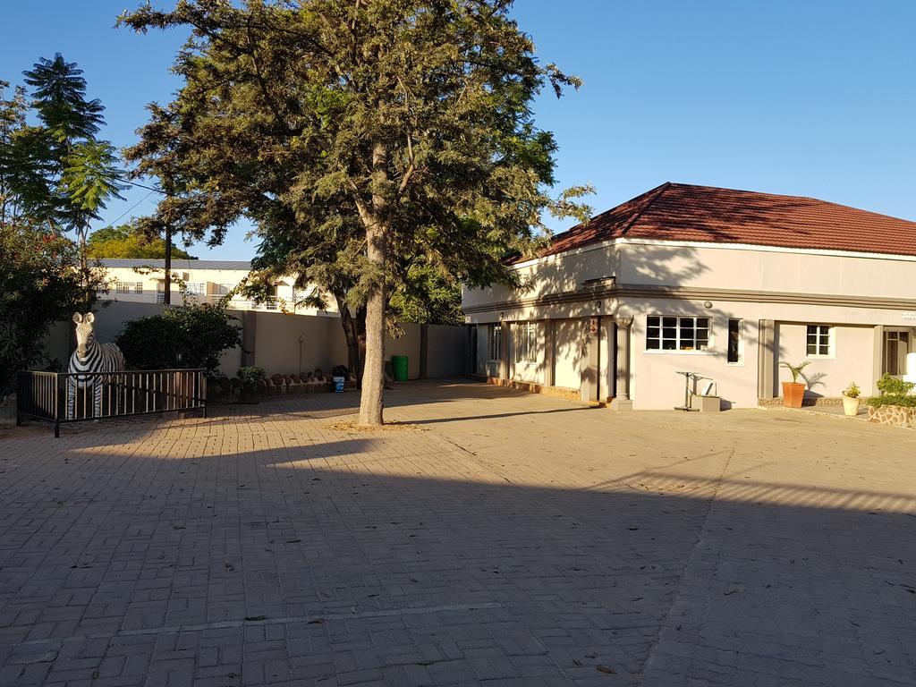 Batho Pele Lodge Gaborone Exterior photo